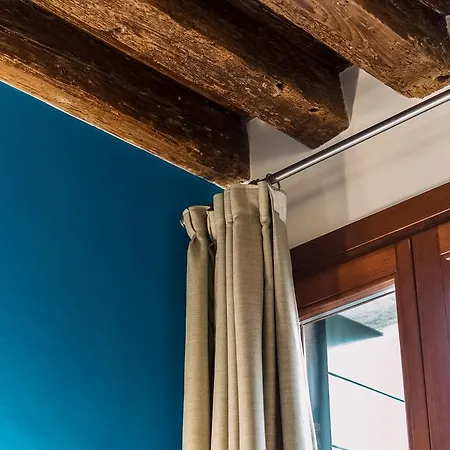 Charming Palace Corte Del Teatro דירה ונציה