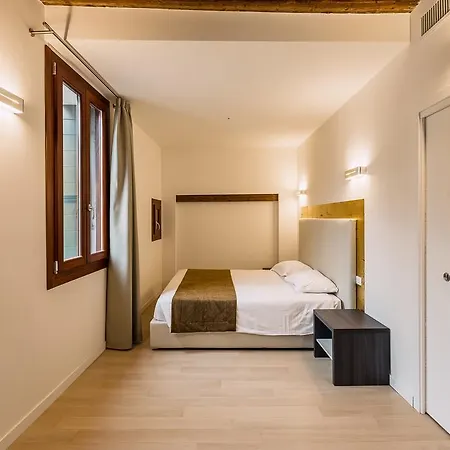 דירה Charming Palace Corte Del Teatro ונציה