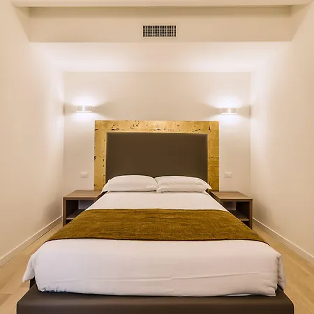 Charming Palace Corte Del Teatro *