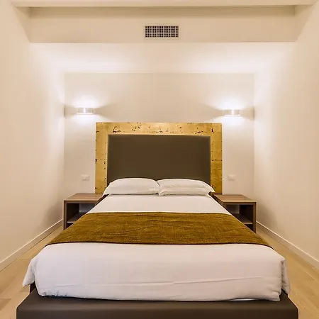 Charming Palace Corte Del Teatro