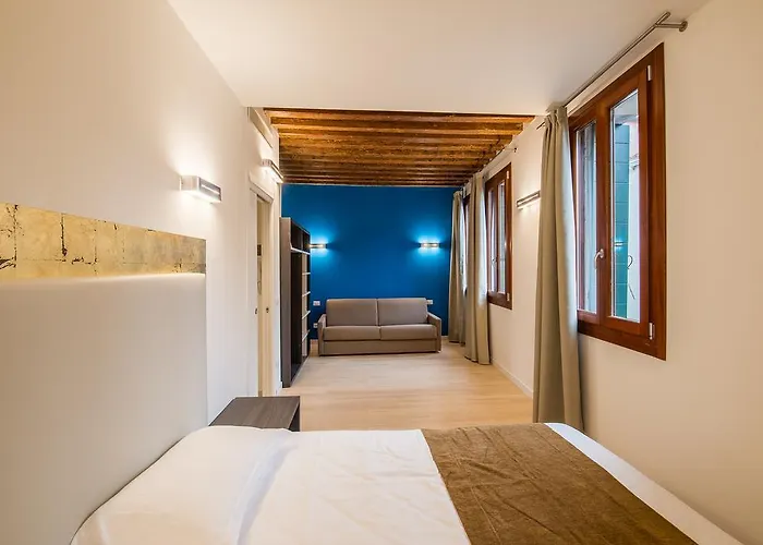 Apartment Charming Palace Corte Del Teatro Venice