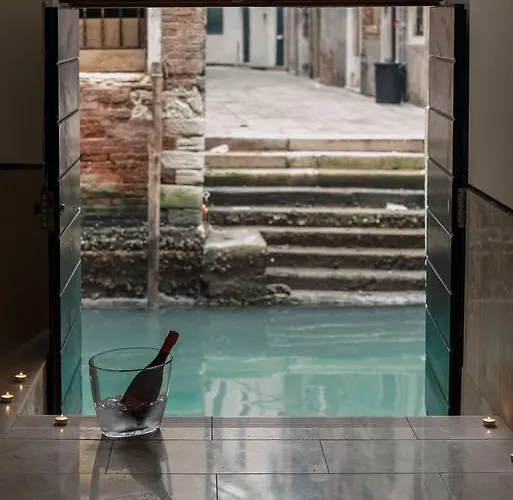 Apartment Charming Palace Corte Del Teatro