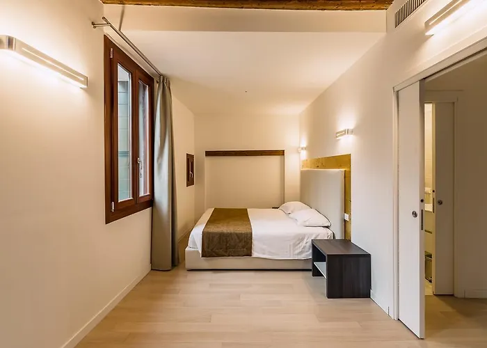 Apartment Charming Palace Corte Del Teatro Venice