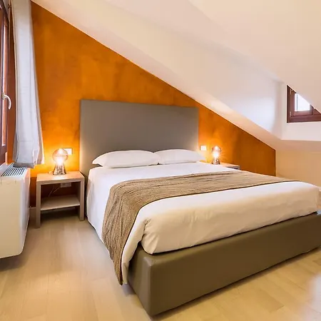 Διαμέρισμα Charming Palace Corte Del Teatro *