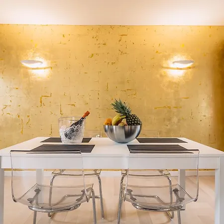 Charming Palace Corte Del Teatro * Βενετία