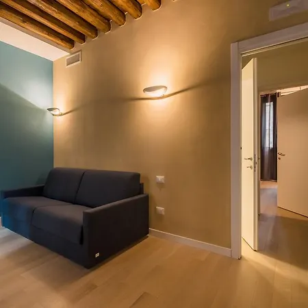 Apartamento Charming Palace Corte Del Teatro *
