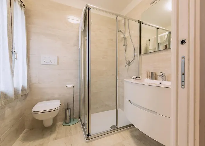 Charming Palace Corte Del Teatro Velence